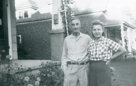 Jack Wright, Lula Thews Wright